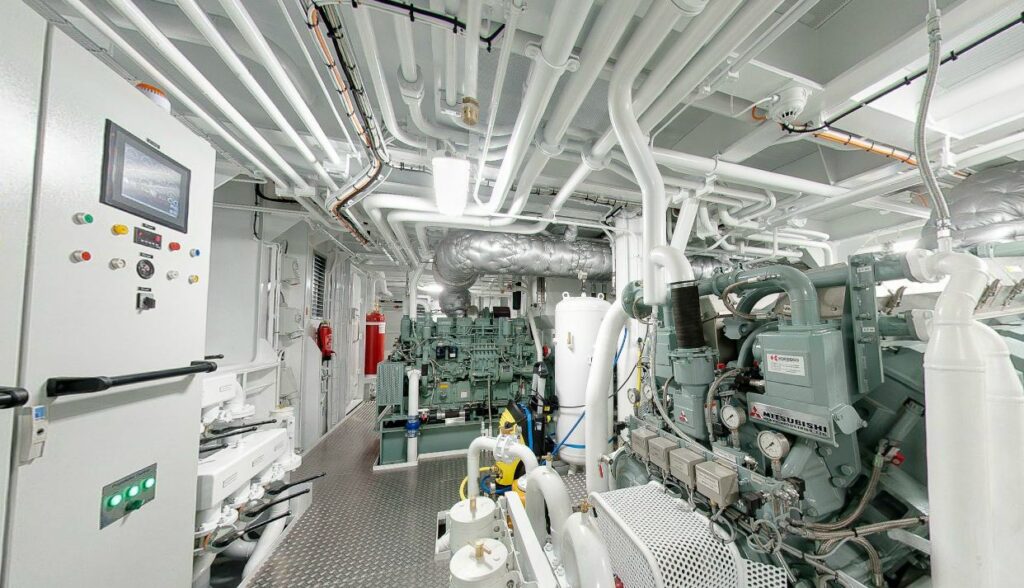 2e machinist, werken bij van stee, offshore, werkschepen, werkboot, engineer