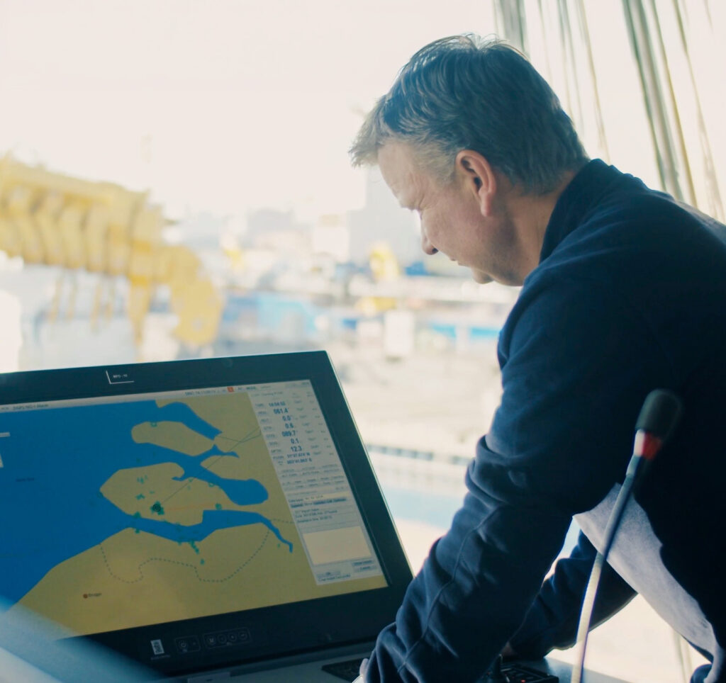 kaptein, multicat, van stee offshore, werken in de offshore, werken aan boord